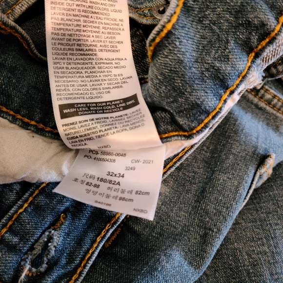 Levi Strauss Signature Men's Straight Fit Jeans - Picture 2 of 5